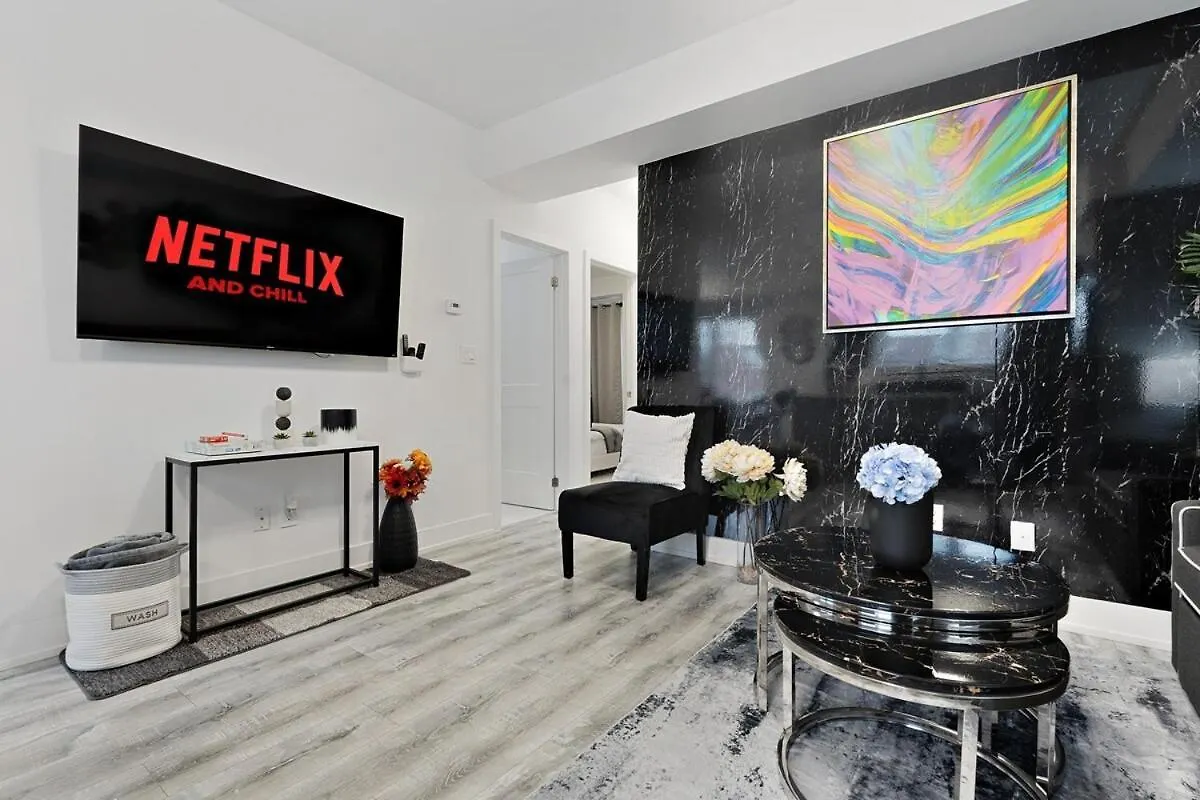 Apartamento New Stylish 2Br Suite With Sofa Bed, 7 Mins To Niagara Falls And Sleeps 6 Canadá